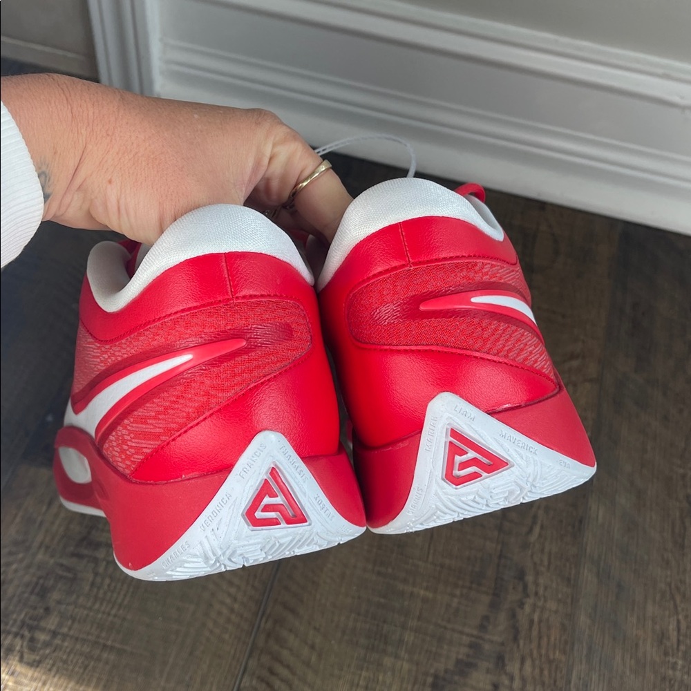 Nike Red and White Men's Athletic Shoes - Picture 4 of 6